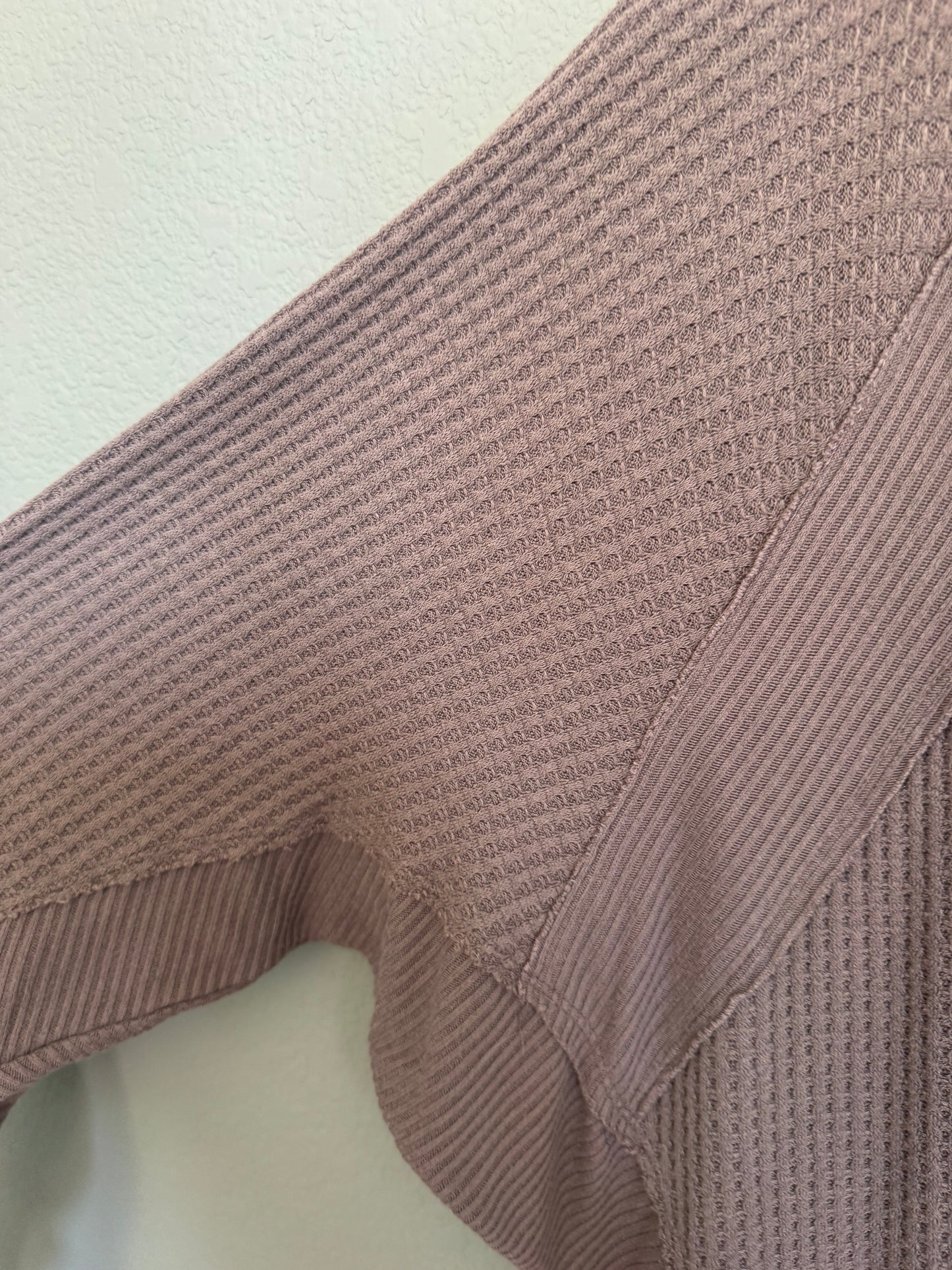 We the Free XS taupe waffle knit shirt