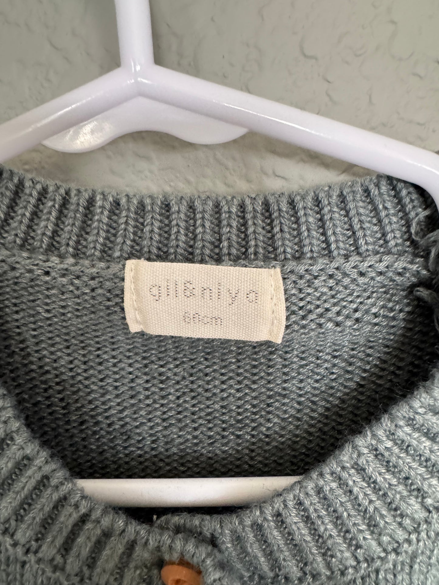 Gil &Niya grey knit Sweater