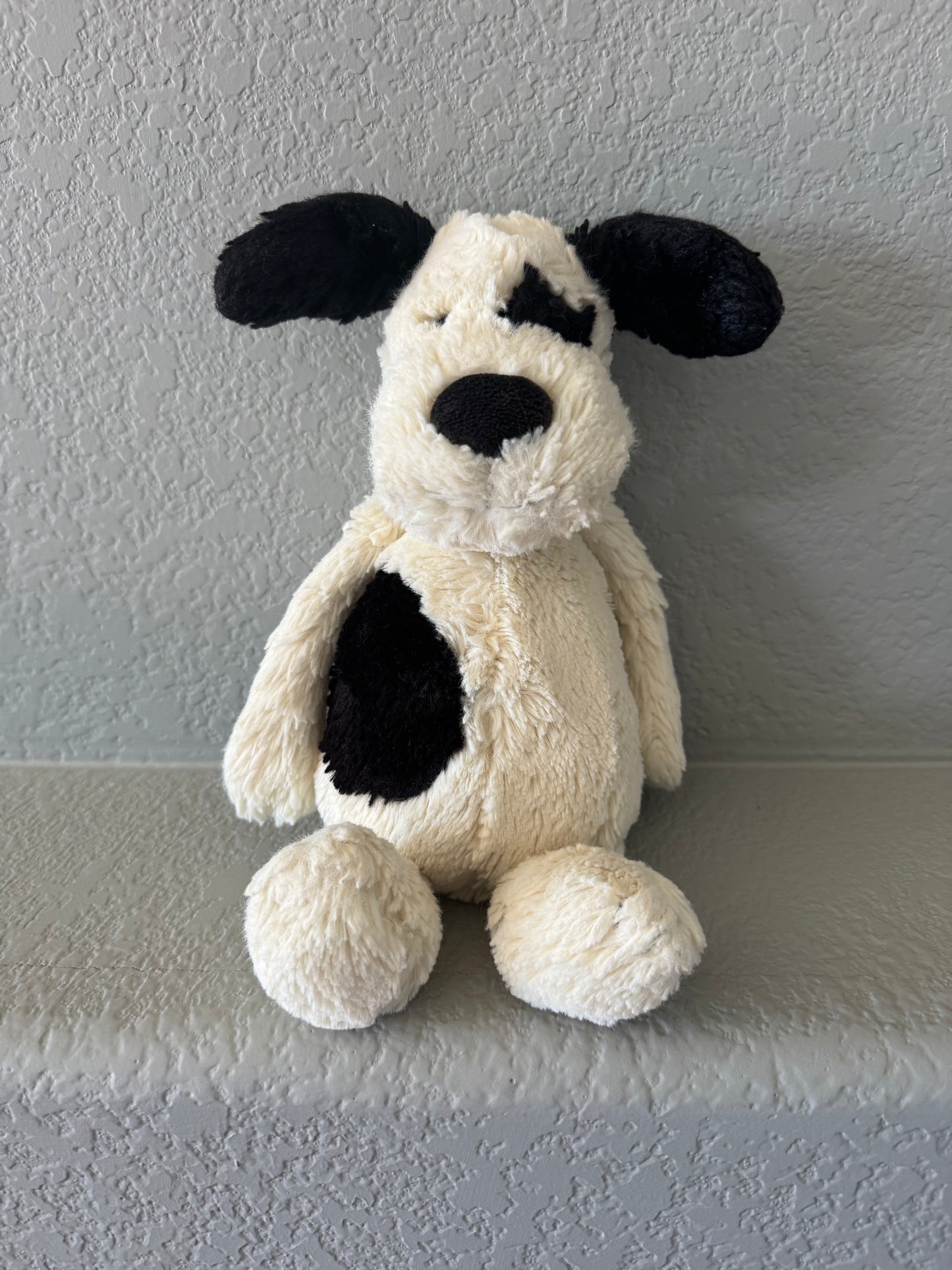 Jellycat Medium Bashful Black & Cream Puppy