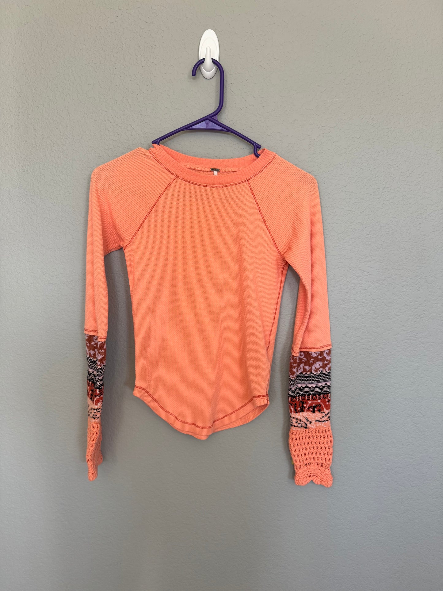 Free People Small my way cuff thermal long sleeve