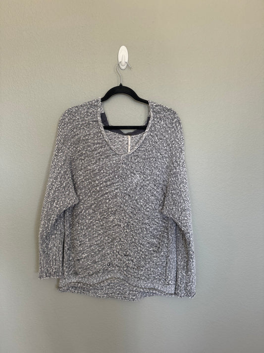 Free People Medium bright lights gray marled knit sweater