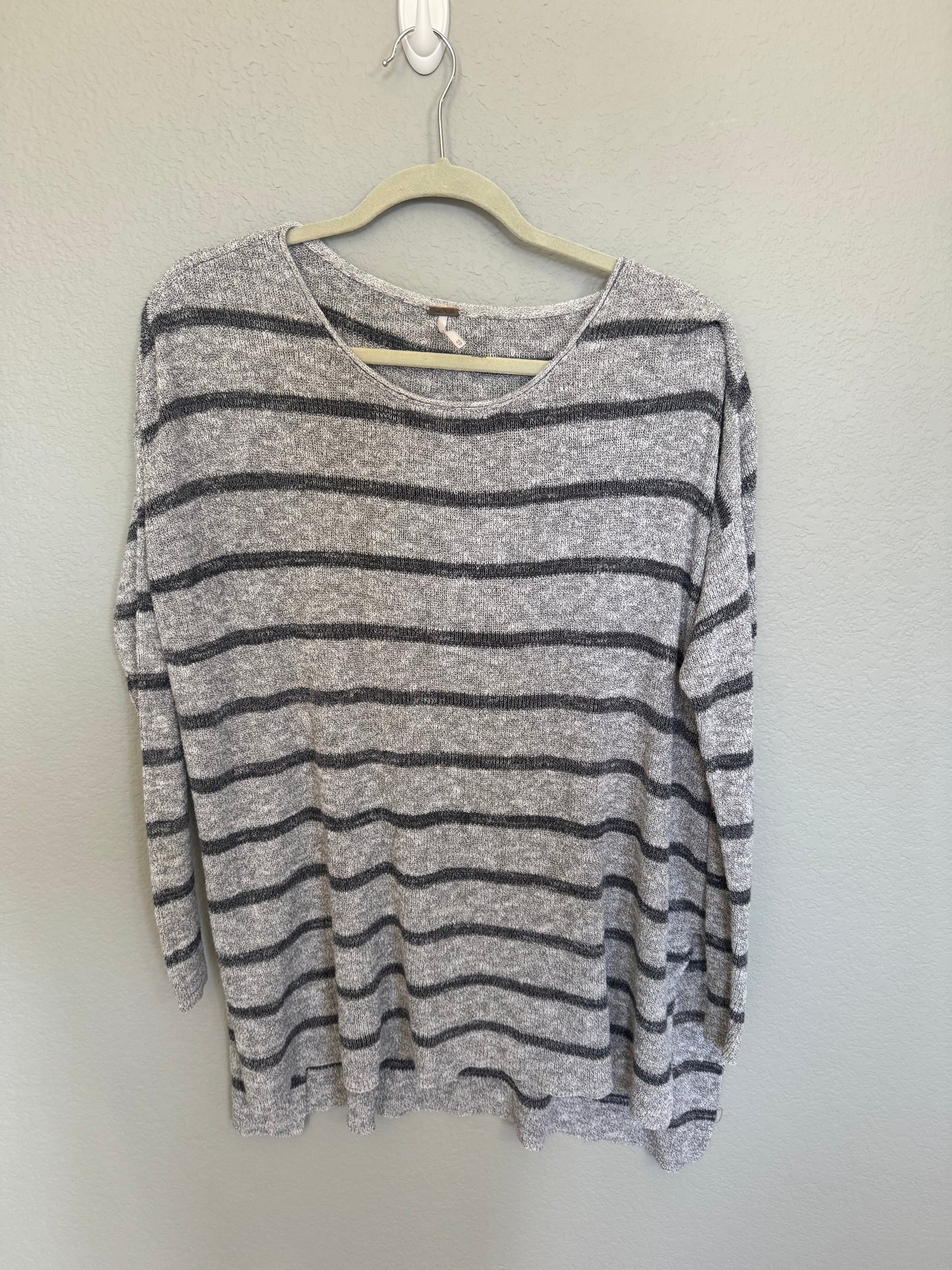 Free people XS Oversized gray striped tunic