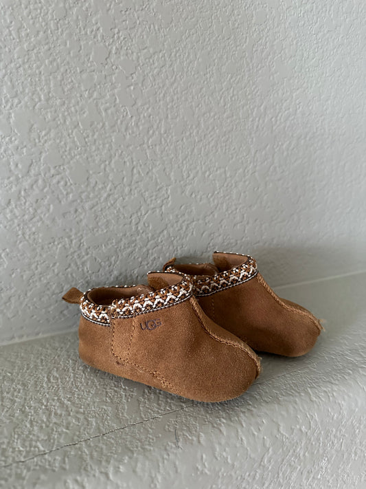 Baby Ugg Tazman Moccasins size Small